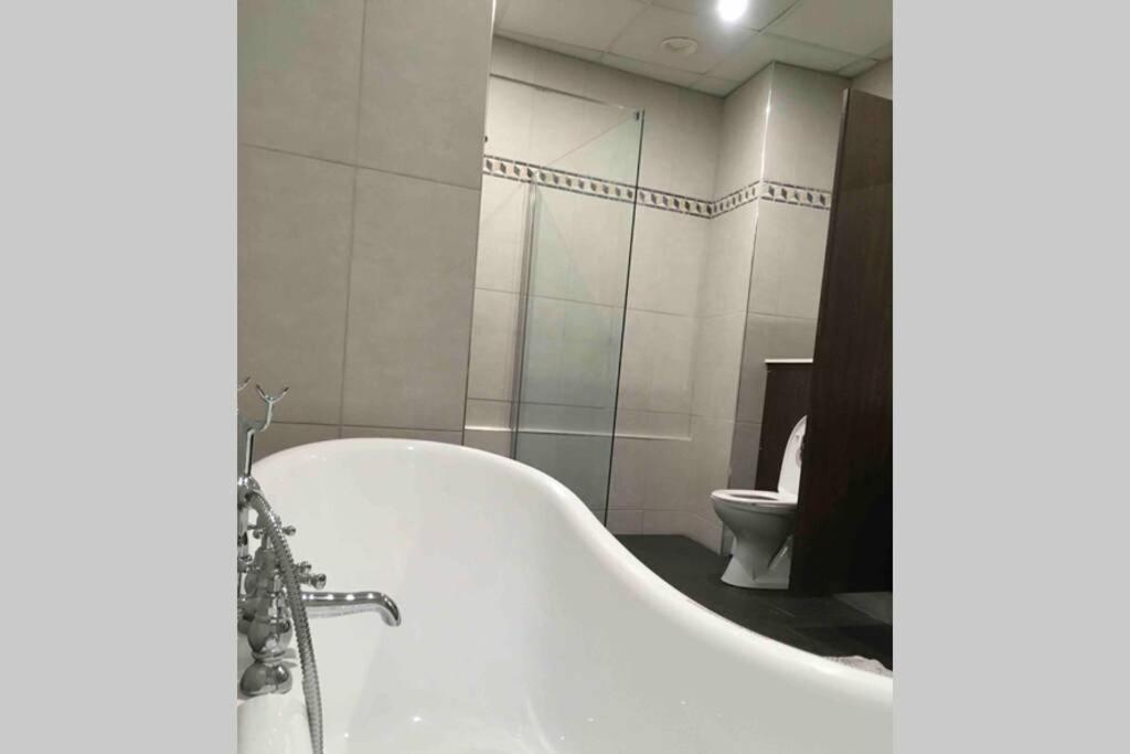 The Loft @ Clifden Bay Apartments Экстерьер фото