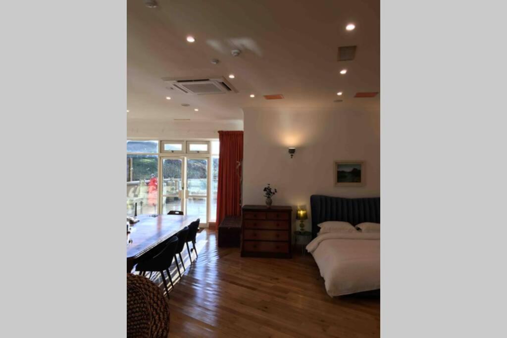 The Loft @ Clifden Bay Apartments Экстерьер фото